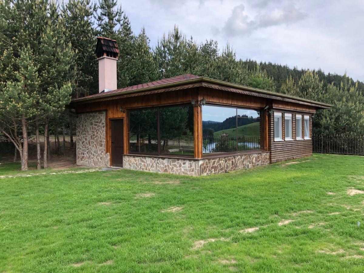 Villa Sunrise Dospat Exterior photo