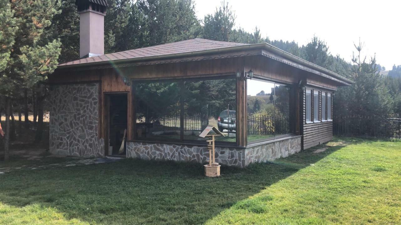 Villa Sunrise Dospat Exterior photo